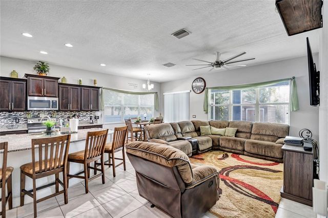 2806 W SAINT ISABEL STREET, Tampa, FL 33607