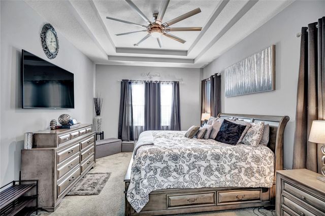 2806 W SAINT ISABEL STREET, Tampa, FL 33607