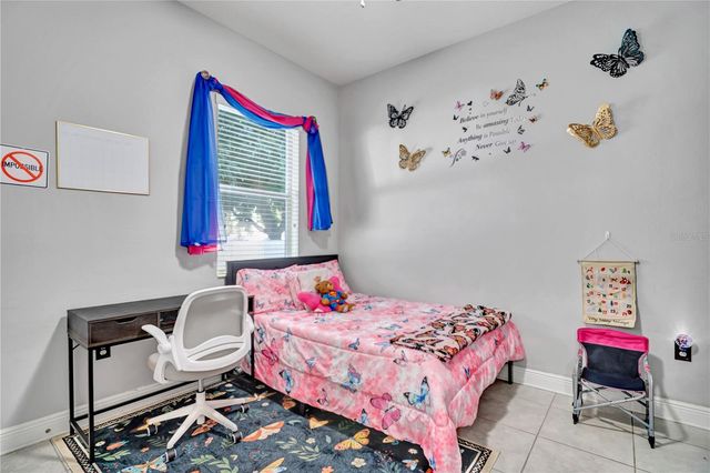 2806 W SAINT ISABEL STREET, Tampa, FL 33607