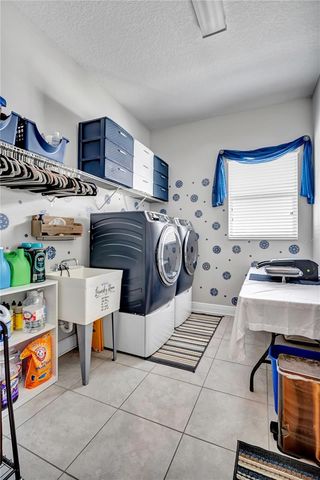 2806 W SAINT ISABEL STREET, Tampa, FL 33607