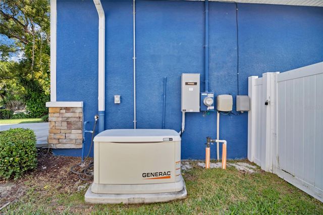 2806 W SAINT ISABEL STREET, Tampa, FL 33607