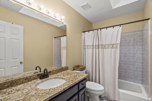 1848 W 1520 N, Clinton, UT 84015
