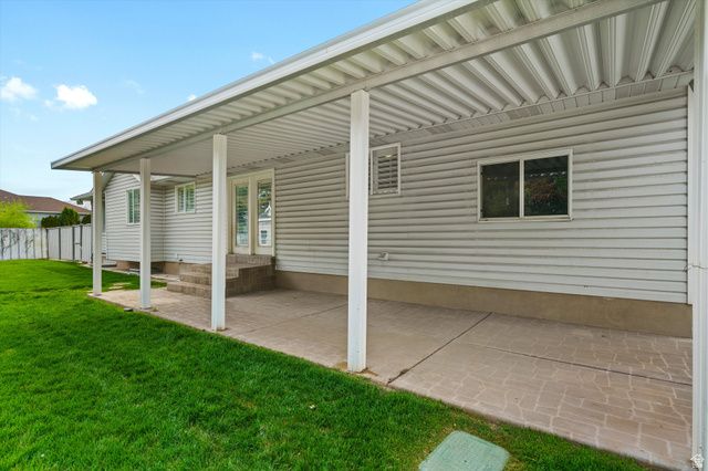 1848 W 1520 N, Clinton, UT 84015