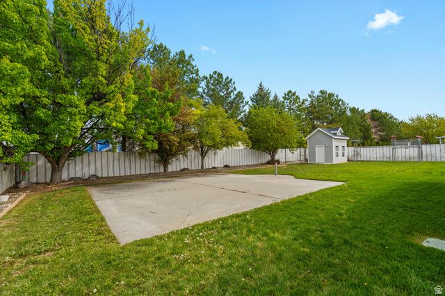 1848 W 1520 N, Clinton, UT 84015