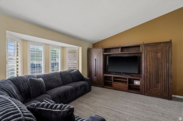 1848 W 1520 N, Clinton, UT 84015