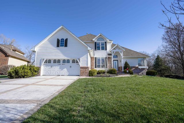 1639 N Woodridge Dr, Wichita, KS 67206