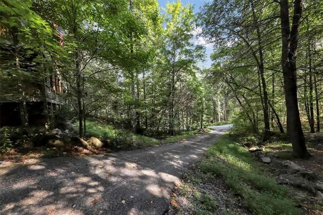 357 Hemlock Trail, Blue Ridge, GA 30513