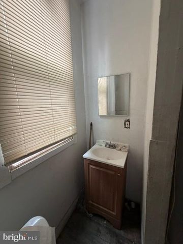 1319 S WILTON ST, Philadelphia, PA 19143
