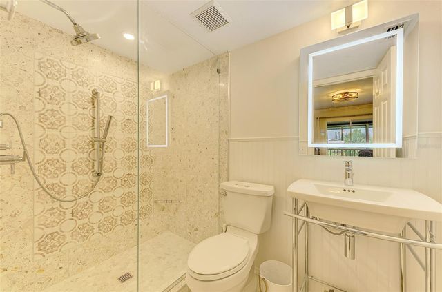 6610 GASPARILLA PINES BOULEVARD 202, Englewood, FL 34224