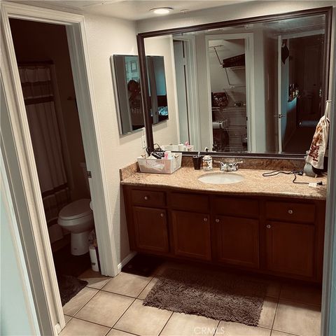 1015 La Terraza 207, Corona, CA 92879