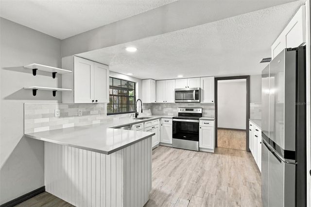 3561 CALGARY LANE, Mount Dora, FL 32757