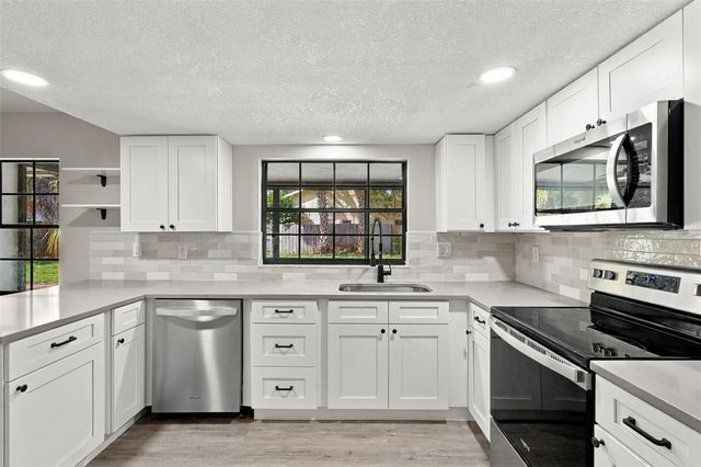 3561 CALGARY LANE, Mount Dora, FL 32757