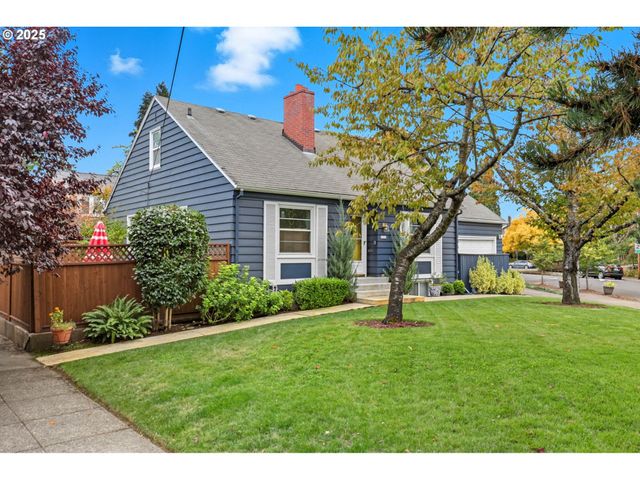 3194 Ne REGENTS Dr, Portland, OR 97212