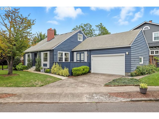 3194 Ne REGENTS Dr, Portland, OR 97212