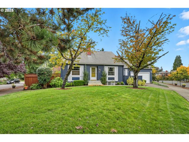 3194 Ne REGENTS Dr, Portland, OR 97212