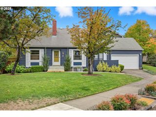 3194 Ne REGENTS Dr, Portland, OR 97212