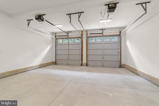 86 PEACH, Westville, NJ 08093