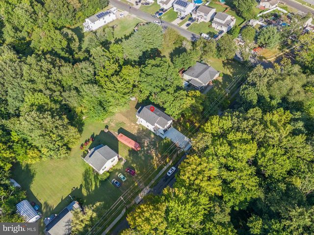 86 PEACH, Westville, NJ 08093