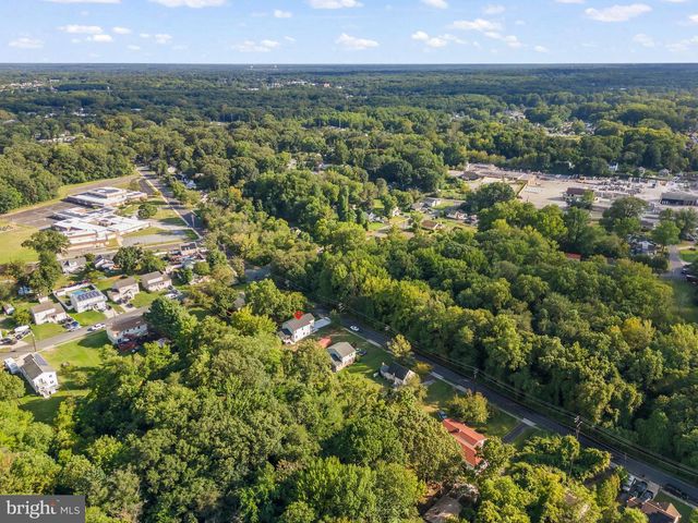 86 PEACH, Westville, NJ 08093