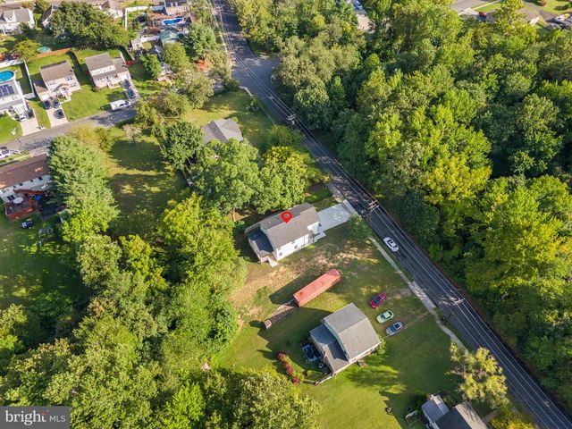 86 PEACH, Westville, NJ 08093