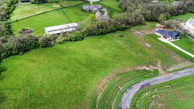 152 Maple Lawn Circle, Nicholasville, KY 40356