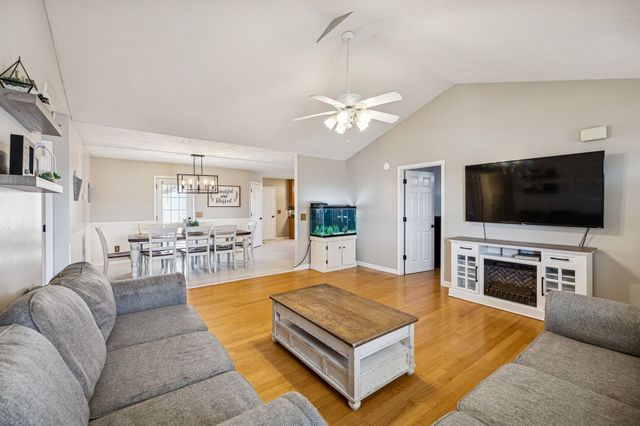 2207 Rankin Dr, Christiana, TN 37037