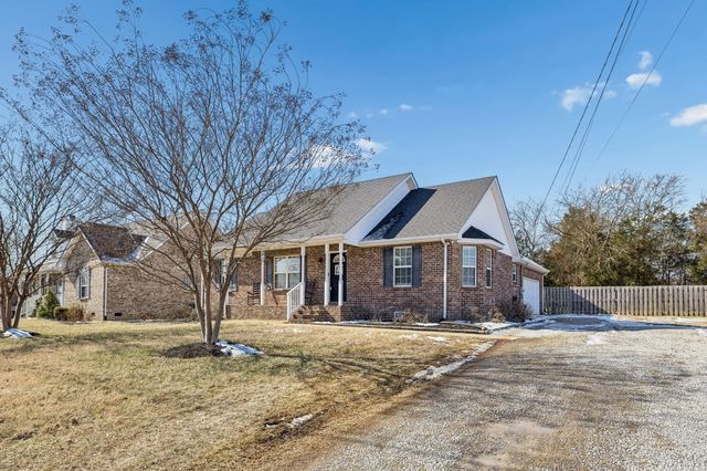 2207 Rankin Dr, Christiana, TN 37037