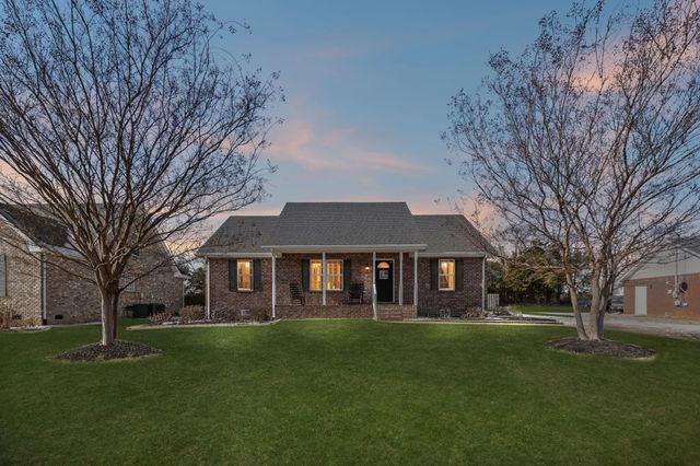 2207 Rankin Dr, Christiana, TN 37037