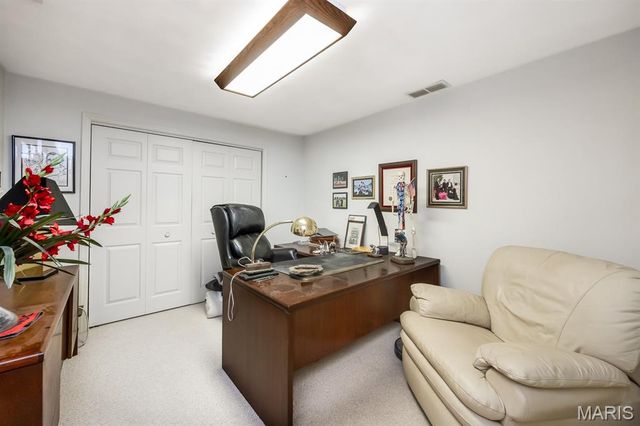 13 Tanewood Court, Belleville, IL 62223