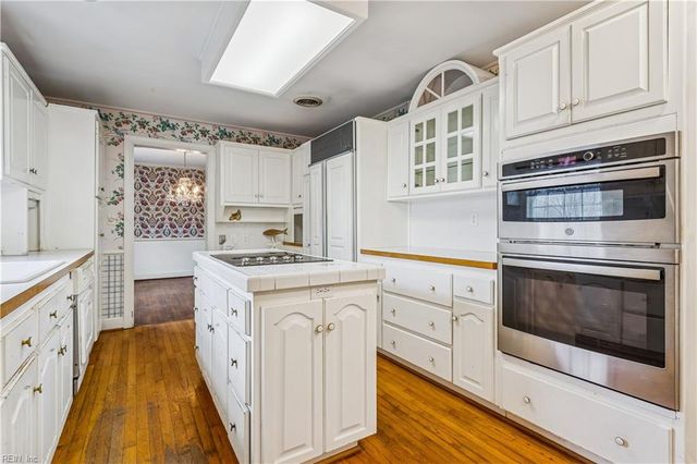 1309 Wythe LN, Virginia Beach, VA 23451