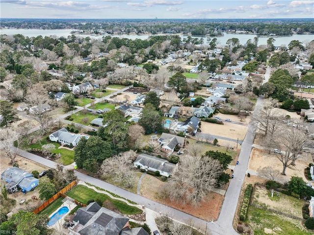 1309 Wythe LN, Virginia Beach, VA 23451