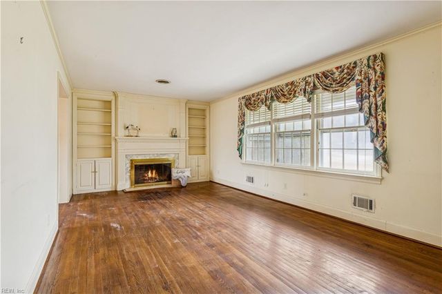 1309 Wythe LN, Virginia Beach, VA 23451