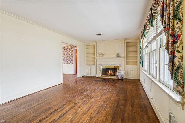 1309 Wythe LN, Virginia Beach, VA 23451