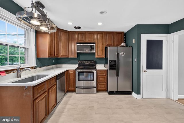 1545 COTTAGE LN, Towson, MD 21286