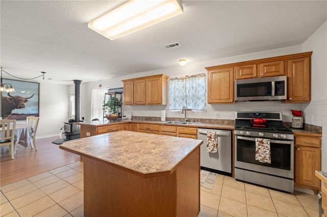 19606 Hunton Lane, Lincoln, AR 72744