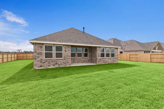 12119 Willow Way Avenue, Mont Belvieu, TX 77535