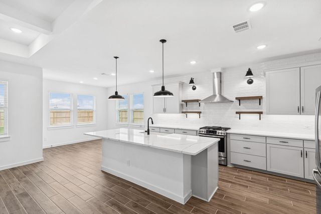 12119 Willow Way Avenue, Mont Belvieu, TX 77535