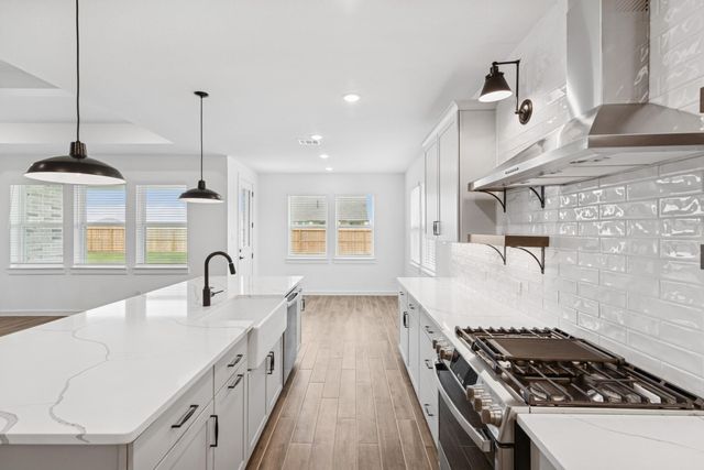 12119 Willow Way Avenue, Mont Belvieu, TX 77535