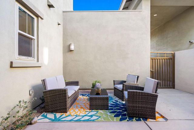 502 Retreat Circle, Palm Desert, CA 92260