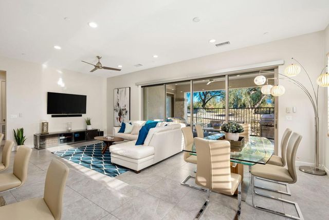 502 Retreat Circle, Palm Desert, CA 92260