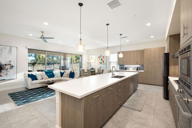 502 Retreat Circle, Palm Desert, CA 92260