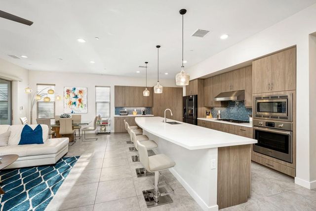 502 Retreat Circle, Palm Desert, CA 92260