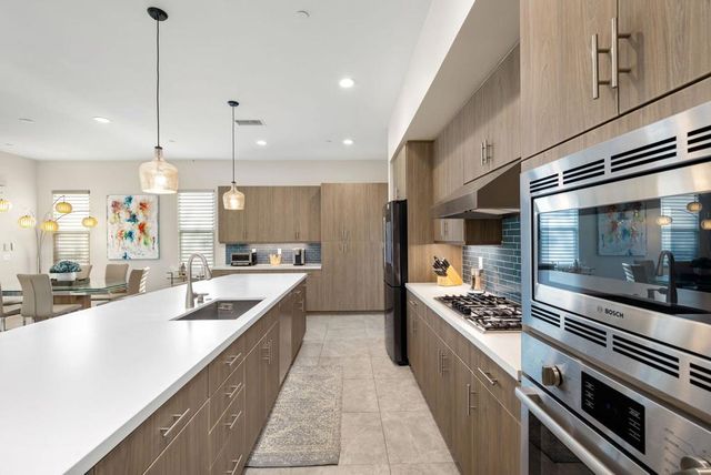 502 Retreat Circle, Palm Desert, CA 92260