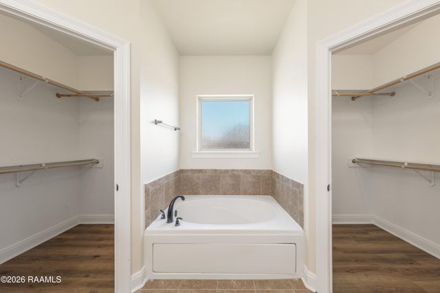 122 Maddox Jude Drive, Maurice, LA 70555