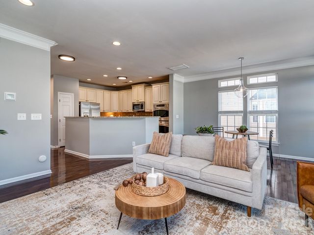 2139 Belle Vernon Avenue, Charlotte, NC 28210