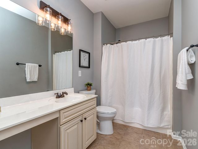 2139 Belle Vernon Avenue, Charlotte, NC 28210