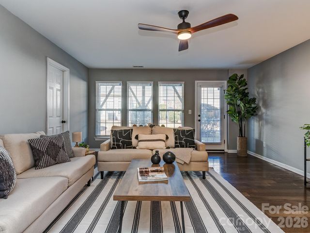 2139 Belle Vernon Avenue, Charlotte, NC 28210