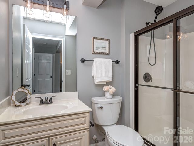 2139 Belle Vernon Avenue, Charlotte, NC 28210