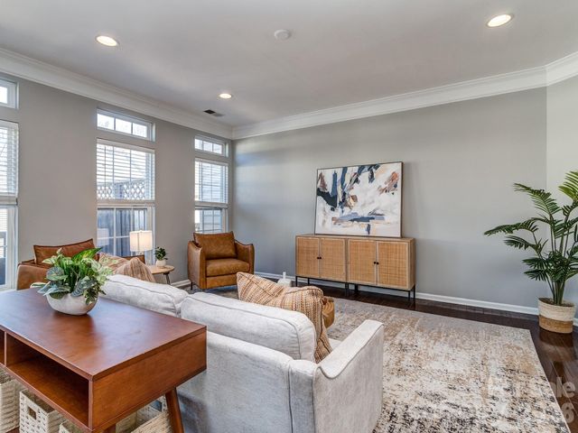 2139 Belle Vernon Avenue, Charlotte, NC 28210