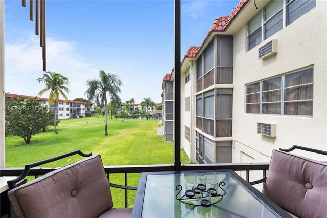 9420 S Hollybrook Lake Drive 206, Pembroke Pines, FL 33025